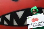 Protest vor dem Europäischen Patentamt gegen Patente auf Leben; Bild: Christof Stache