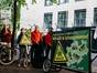 Aktion in Düsseldorf: Kein Gift in Schutzgebieten! Bilder: Daniel Grünfeld / Campact