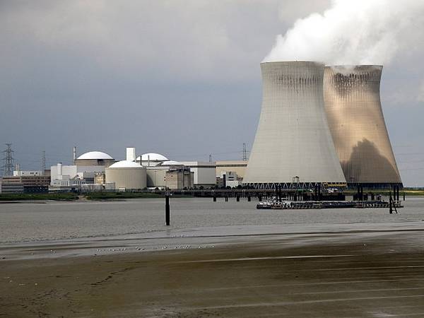 Atomkraftwerk in Doel (Foto: Torsade de Pointes | wikimedia commons | CC0 1.0)
