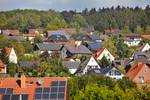 Häuser mit Solaranlagen (© Ingo Bartussek | stock.adobe.com)