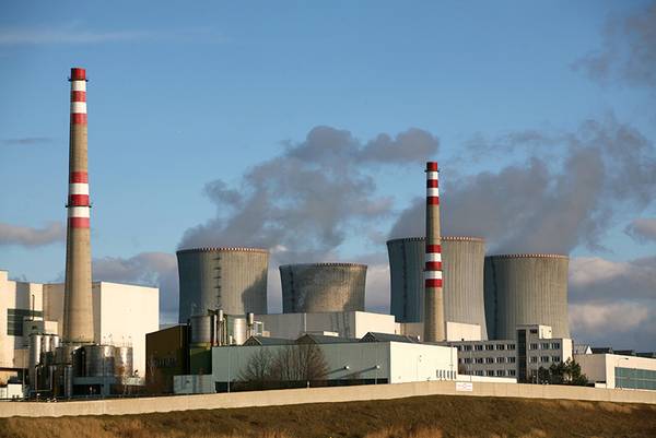 Am Atomkraftwerk Dukovany in Tschechien ist ein massiver Ausbau geplant. (Bild: Tomas Hajek/Fotolia)